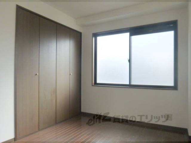 洋室　収納付きです