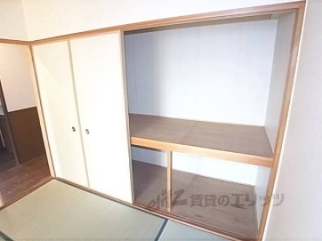 収納　押入れは使いやすいですね。