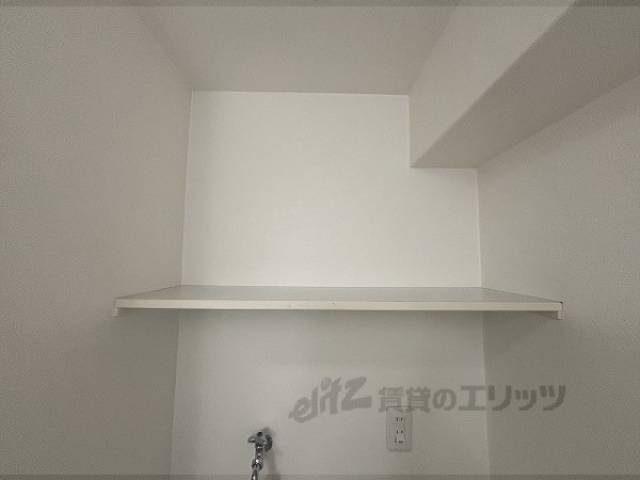 洗濯機置場　棚