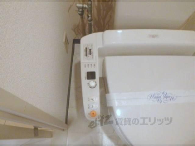 トイレ　ウォシュレット