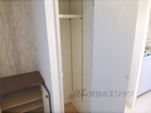 収納　廊下収納