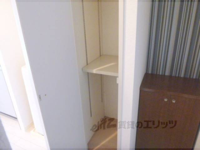 収納　廊下収納