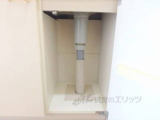 キッチン　下部収納