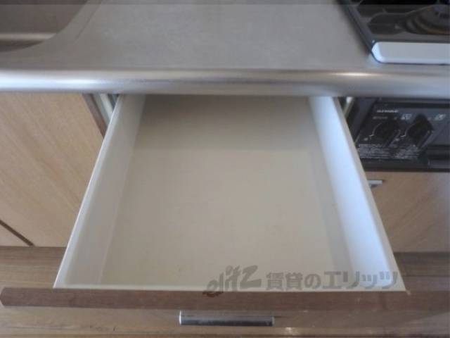 キッチン　キッチン下部収納