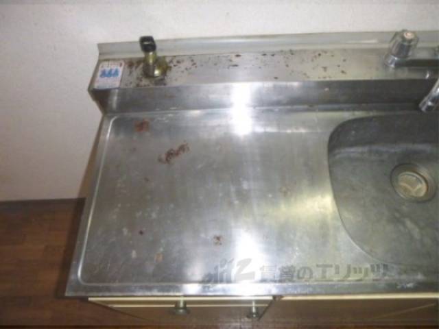 キッチン　コンロ置き場