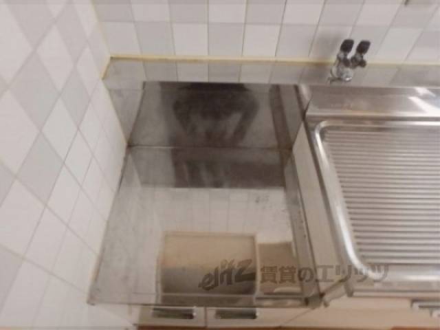 キッチン　コンロ置き場