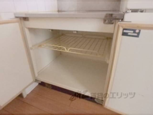 キッチン　キッチン下部収納