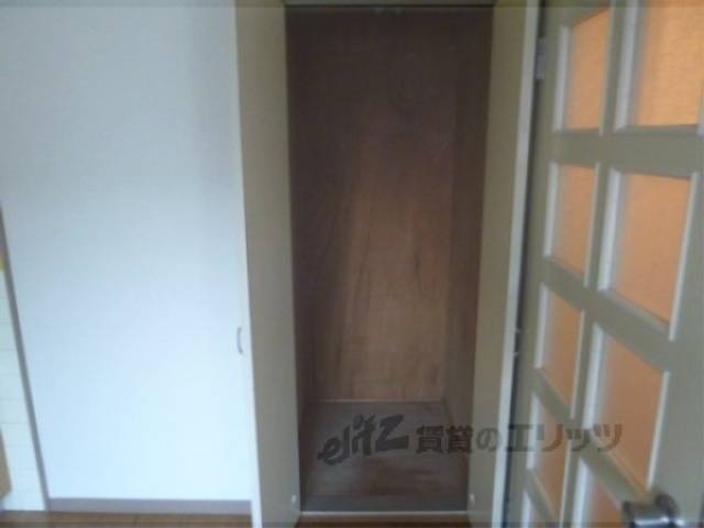 収納　廊下収納