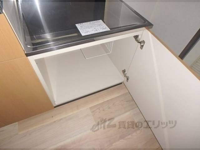 キッチン　キッチン下部収納