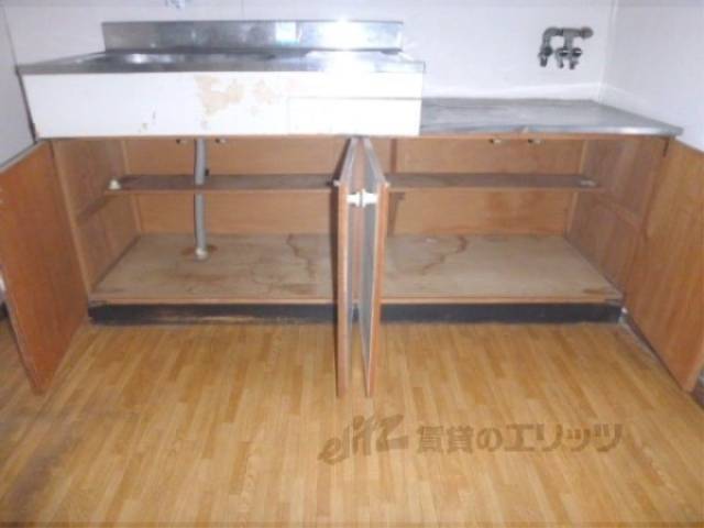 キッチン　キッチン下部収納