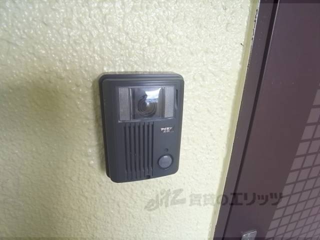 玄関　モニターホン