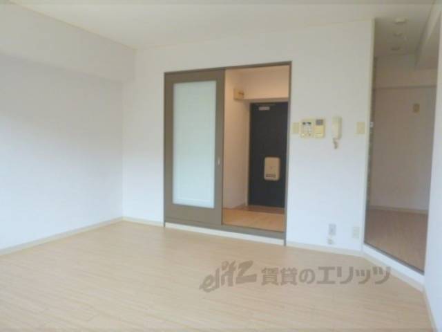 リビング　8帖のゆったりスペース