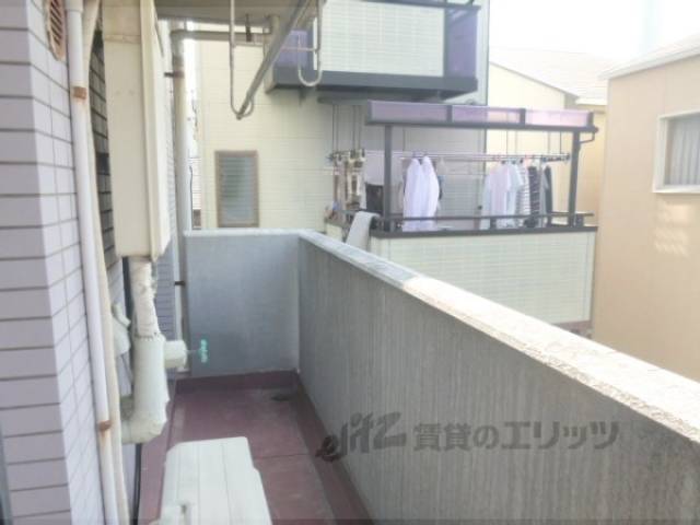 ベランダ　広々スペース