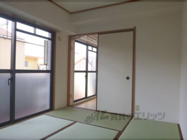 和室　綺麗な畳ですね