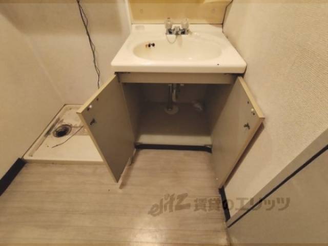 洗面所　収納