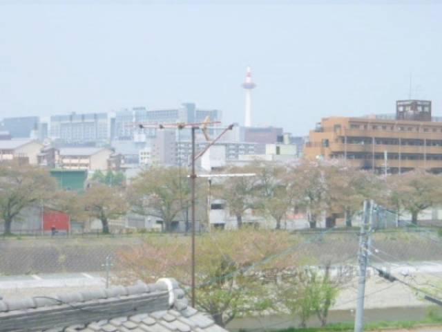 眺望　京都田タワーも見えます
