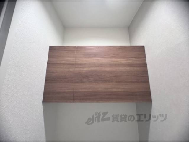 収納　トイレ上