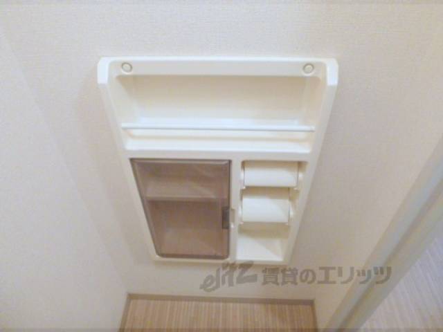 トイレ　収納