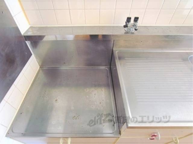 キッチン　コンロ設置場所