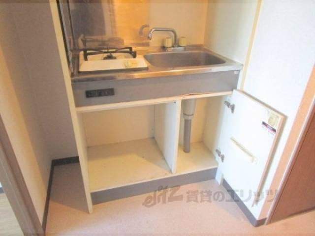 キッチン　キッチン下部収納