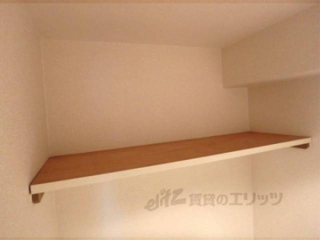 トイレ　トイレ収納