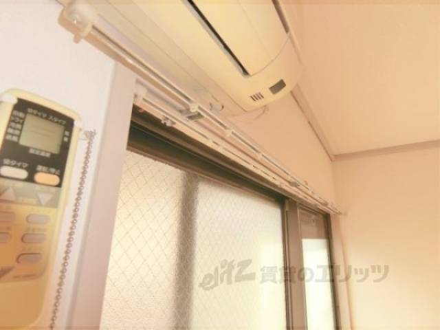 カーテンレール