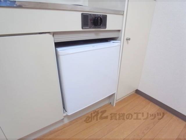キッチン　冷蔵庫
