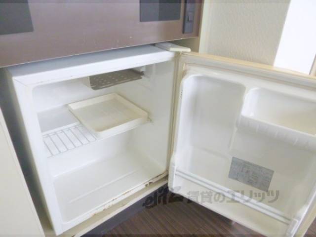 キッチン　備え付け冷蔵庫