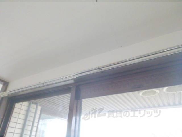 カーテンレール