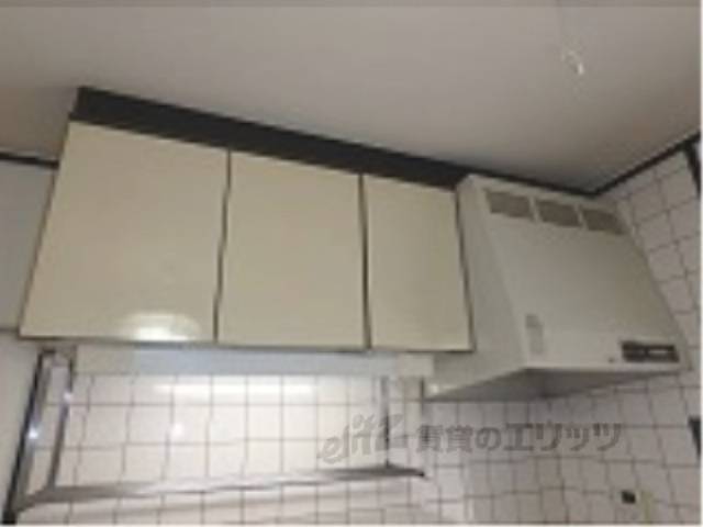 キッチン　収納