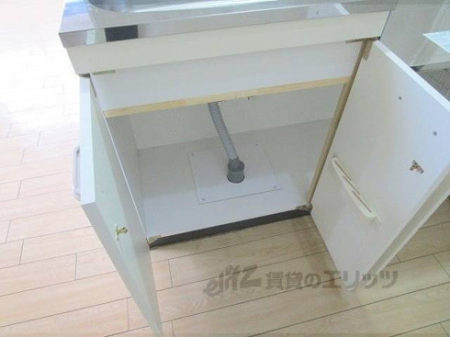 キッチン　下部収納