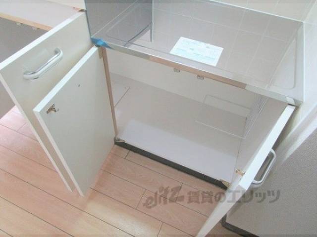 キッチン　下部収納