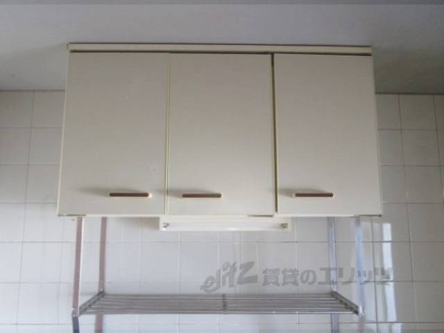 キッチン　収納