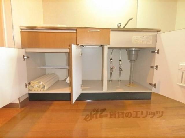 キッチン　下部収納