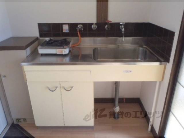 キッチン　広めのシンクですよ・