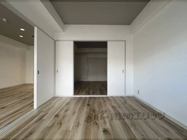 洋室　5.5帖