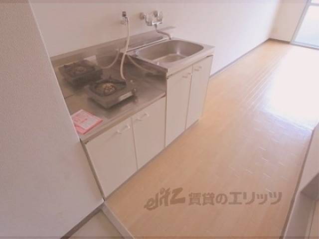 キッチン　使いやすい間取りです