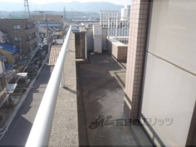 ベランダ　給湯パネル