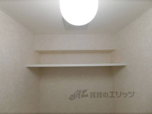 トイレ　収納