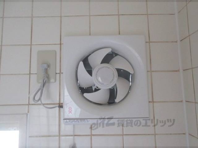 キッチン　換気扇