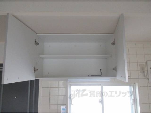 キッチン　収納