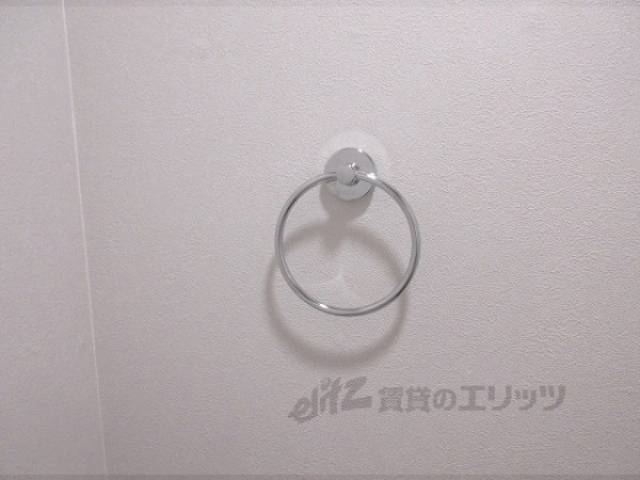 トイレ　タオル掛け