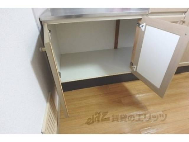 キッチン　収納