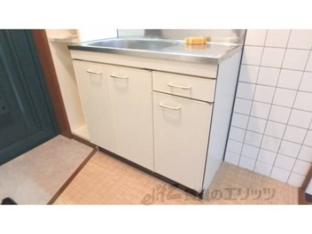 キッチン　キッチン収納