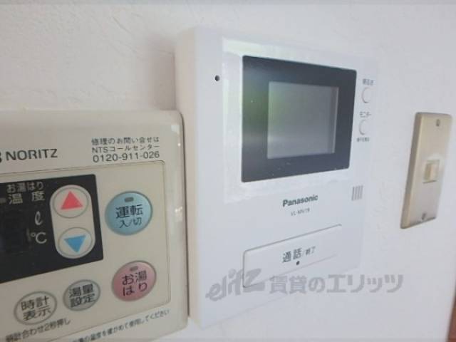 玄関モニター