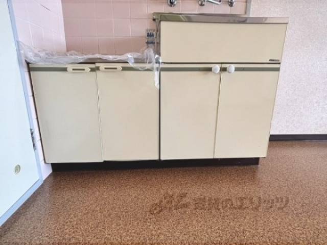 キッチン　下部収納