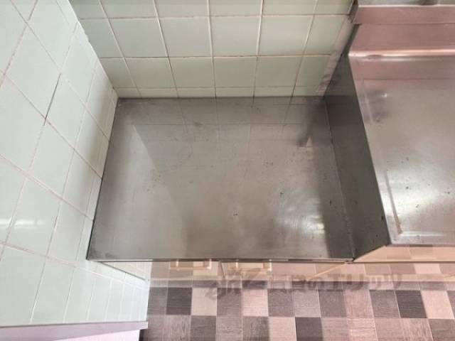 キッチン　コンロ置き場