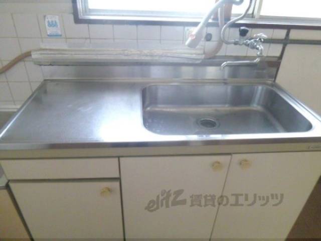 キッチン 2口コンロ設置可能でお料理もしやすい!