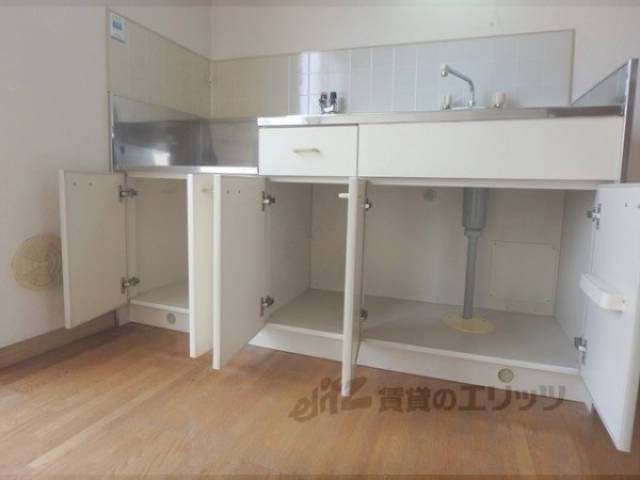 キッチン　収納