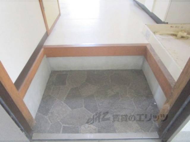 玄関　玄関インターフォン